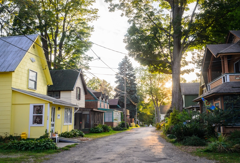 Three Unique or Extreme Places in America